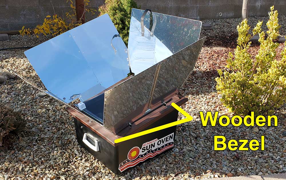 Location of the wood bezel on a Sun Oven